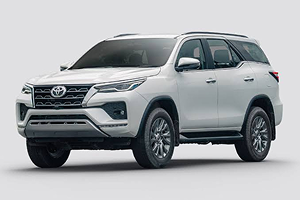 Toyota Fortuner cab in Gurgaon
